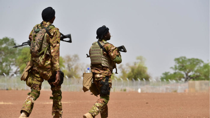 Burkina Faso : Quatre militaires et un policier tués dans deux attaques terroristes