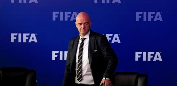 Contre le racisme, la Fifa veut des sanctions mondiales et l’arrêt des matches