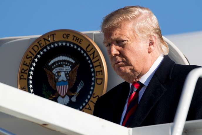 Destitution de Trump : Facebook et YouTube suppriment les contenus identifiant le lanceur d’alerte