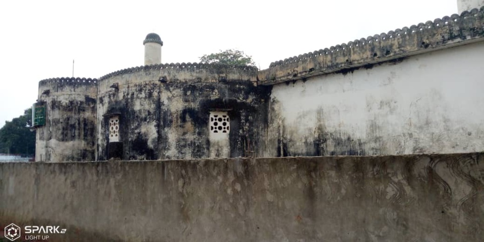 LAMINE MANÉ IMAM A LA MOSQUÉE DE LA PAIX: les sermons des imams doivent rester dans le cadre de la lutte contre le coronavirus LAMINE MANÉ IMAM A LA MOSQUÉE DE LA PAIX: les sermons des imams doivent rester dans le cadre de la lutte contre le coronavirus