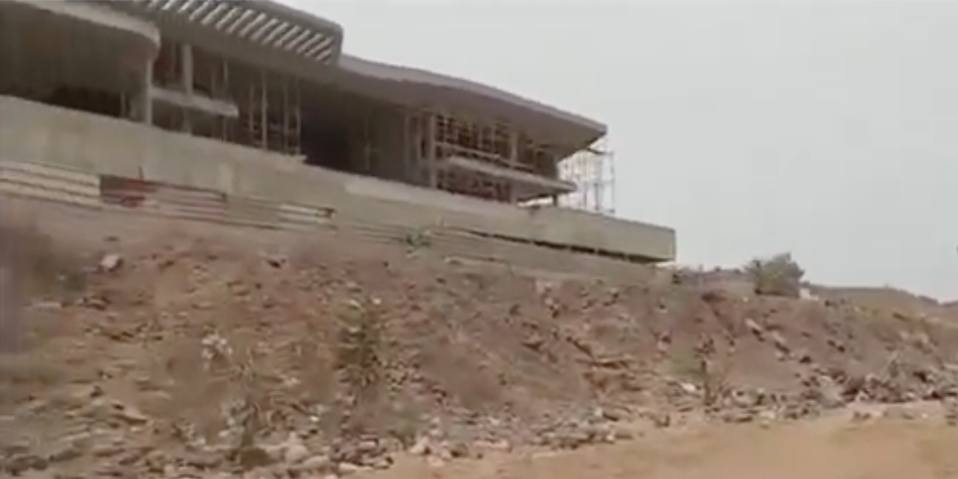 Bradage du foncier : Le collectif «Aar Sunu Suff-Aar Sunu littoral» dépose une plainte sur la table du Directeur des Impôts et Domaines Bradage du foncier : Le collectif «Aar Sunu Suff-Aar Sunu littoral» dépose une plainte sur la table du Directeur des Impôts et Domaines