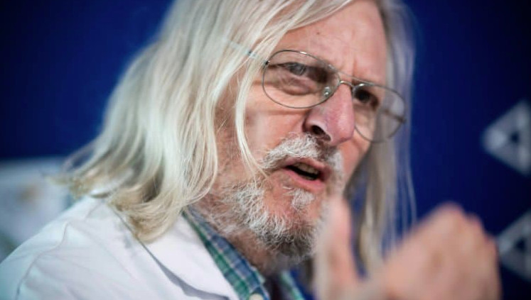 DIDIER RAOULT : " le caractère obligatoire du masque en entreprise pourrait être source de conflits. "