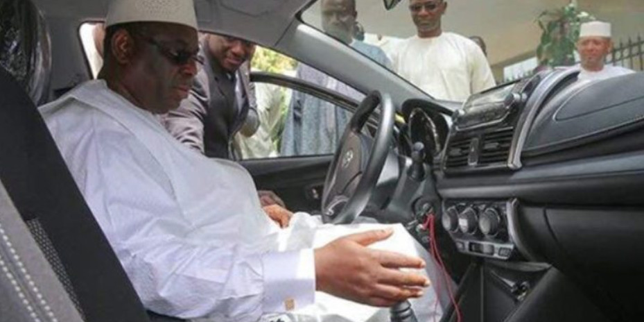 Documents-véhicules de fonction: Macky gâte ses hauts fonctionnaires