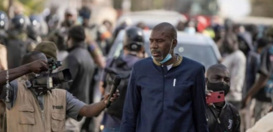 DIC : Le chef du protocole de Sonko "déchire" sa convocation DIC : Le chef du protocole de Sonko "déchire" sa convocation