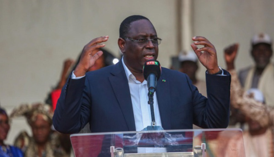 Les sorties de Macky Sall sont de plus en plus suivies de vives polémiques