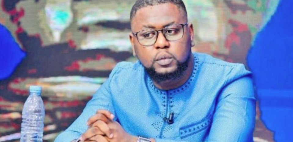 Pape Matar Diallo démissionne de D-Media: « Je préfère être taxé de Pro Sonko que ... » Pape Matar Diallo démissionne de D-Media: « Je préfère être taxé de Pro Sonko que ... »