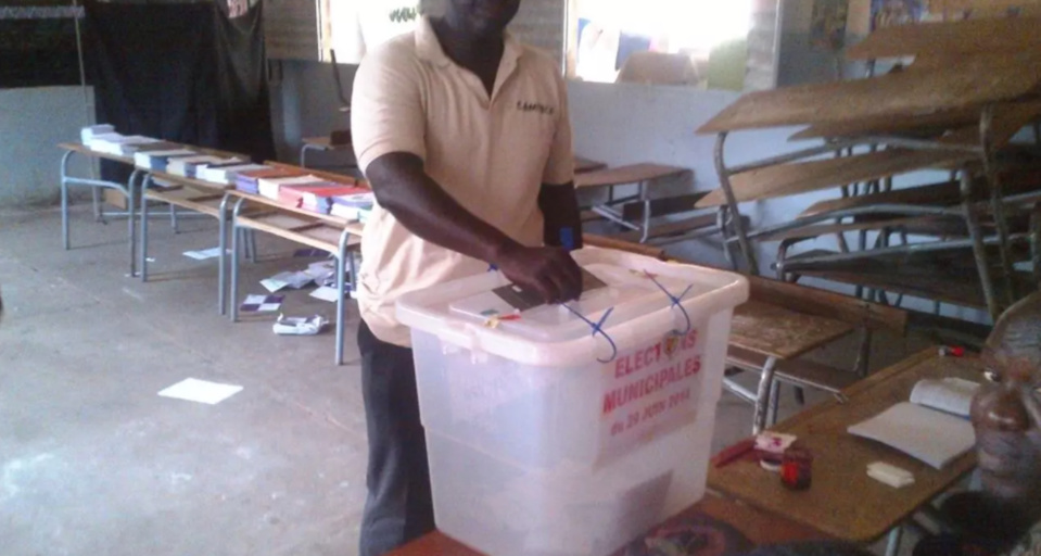 LOCALES 2022 : « LE DÉCRET DE MACKY PERMET DE DÉROULER LES OPÉRATIONS ÉLECTORALES » LOCALES 2022 : « LE DÉCRET DE MACKY PERMET DE DÉROULER LES OPÉRATIONS ÉLECTORALES »