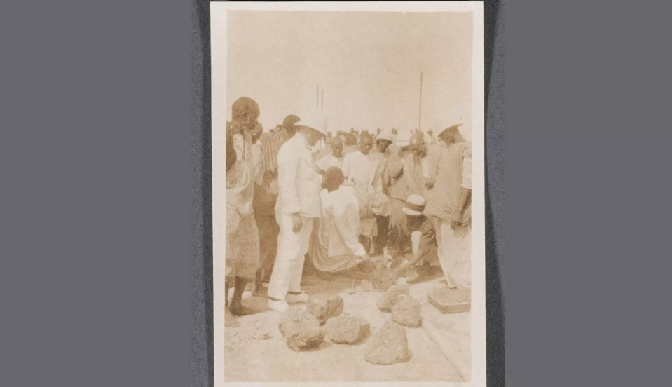 L’extraordinaire histoire de clichés de Cheikh Ahmadou Bamba, fondateur du mouridisme L’extraordinaire histoire de clichés de Cheikh Ahmadou Bamba, fondateur du mouridisme