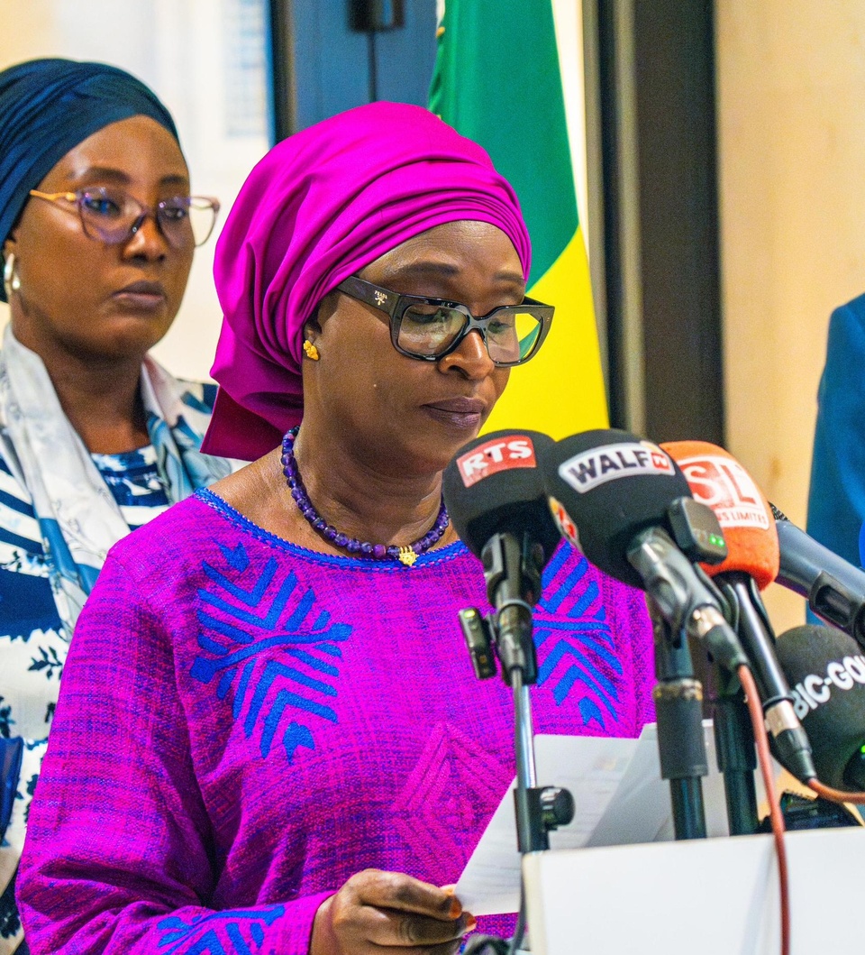 Nouvelles accusations contre Farba Ngom : la ministre de la Justice révèle la présence de deux téléphones dans sa cellule Nouvelles accusations contre Farba Ngom : la ministre de la Justice révèle la présence de deux téléphones dans sa cellule