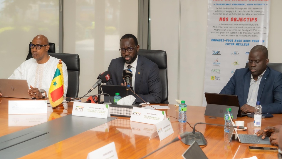 Réduction historique des accidents lors du Magal 2026 : Le Ministère des Transports dresse le bilan et fixe le cap pour le Gamou Réduction historique des accidents lors du Magal 2026 : Le Ministère des Transports dresse le bilan et fixe le cap pour le Gamou