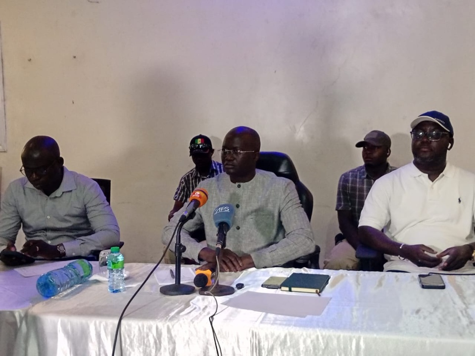 Ziguinchor : Face aux militants de Kiraye, Yankoba Diémé solde ses comptes et fixe le cap stratégique Ziguinchor : Face aux militants de Kiraye, Yankoba Diémé solde ses comptes et fixe le cap stratégique