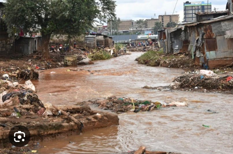 Alerte Météo Majeure au Sénégal : Dakar et 15 départements en alerte rouge du 24 au 26 septembre