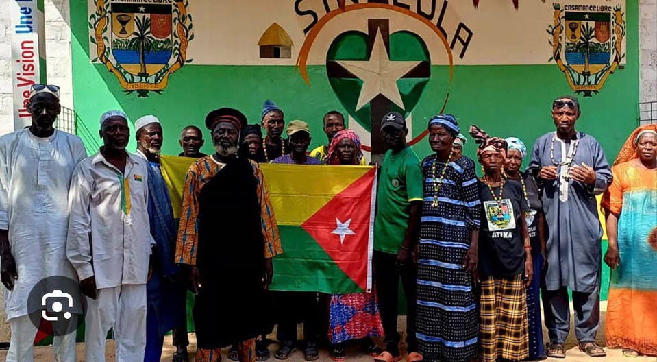 ZIGUINCHOR : Coup de filet au siège de l’aile politique du MFDC, 28 personnes interpellées ZIGUINCHOR : Coup de filet au siège de l’aile politique du MFDC, 28 personnes interpellées
