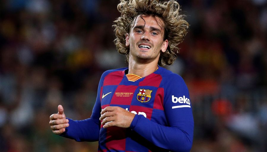 En Angleterre, une bagarre a éclaté entre Raheem Sterling (Manchester City) et Joe Gomez (Liverpool), encore une ! Après celle dans le choc Liverpool-City ce week-end, c’est cette fois-ci en sélection anglaise que les deux joueurs se sont chauffés. I