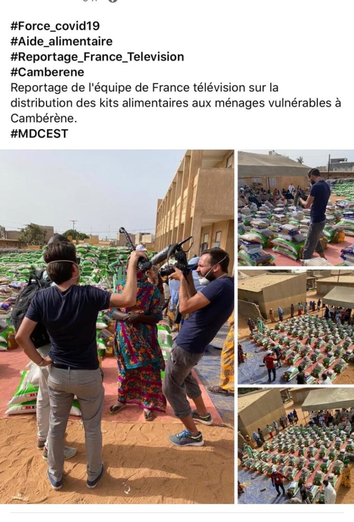 Arrêt sur image : France Télévision filme la distribution des kits alimentaires à Cambéréne