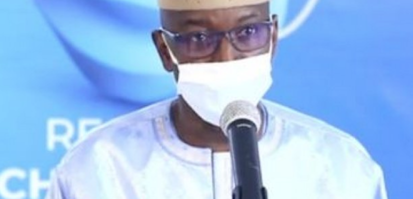 Covid-19 : Aly Ngouille Ndiaye prolonge le port obligatoire du masque
