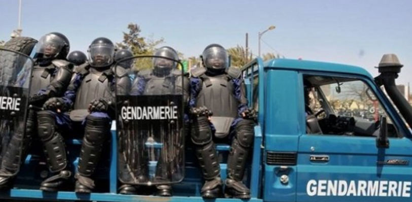 Tambacounda - Interdiction de jouer au football : Des jeunes en colère s’attaquent aux locaux de la gendarmerie et blessent 2 pandores
