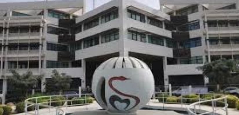 Vaccin russe anti-Covid-19 : «Pourquoi le Sénégal n’a pas encore passé une commande» (Ministère)