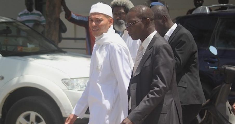 Non, Karim Wade ne peut pas s'inscrire sur les listes électorales !