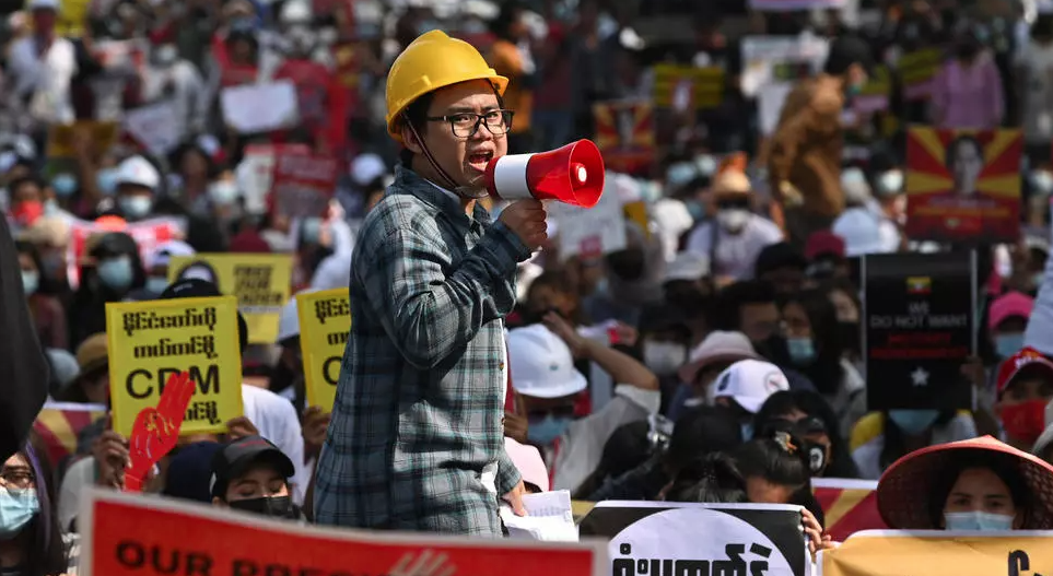 Birmanie: le mouvement de désobéissance civile appelle à ne pas baisser les bras