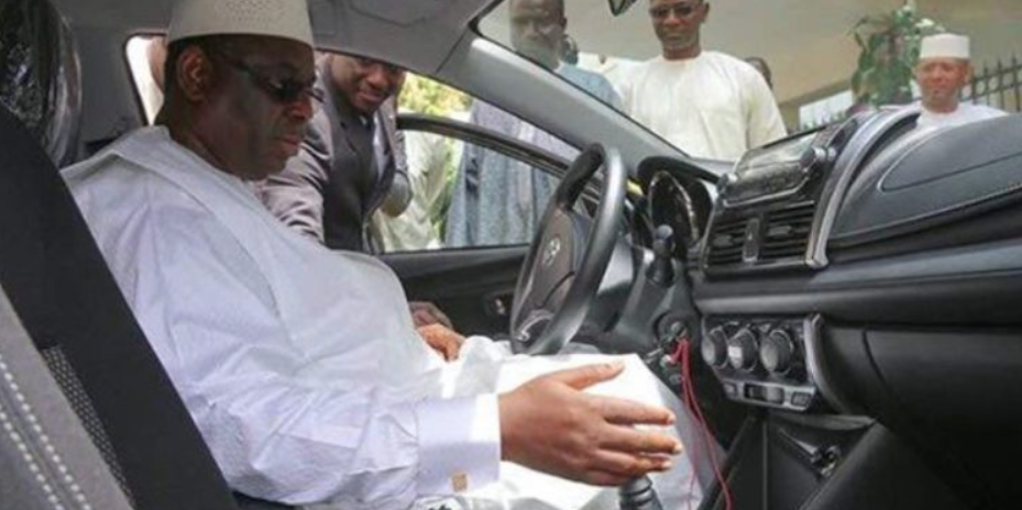 Documents-véhicules de fonction: Macky gâte ses hauts fonctionnaires