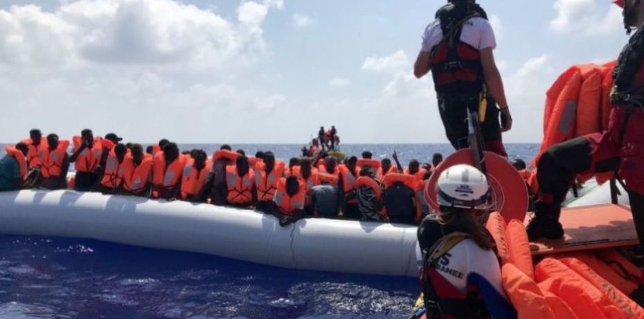 Saint-Louis : la police intercepte une embarcation de 16 migrants