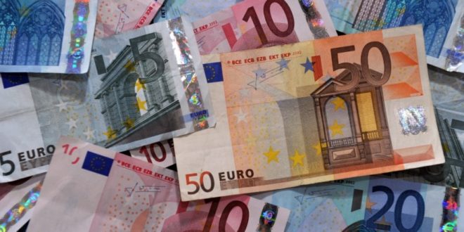 Kaolack: La Douane met la main sur 245 400 euros en faux billets