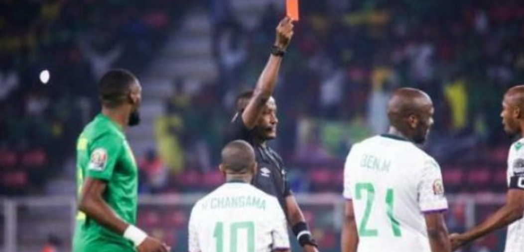 CAN 2021: Les comores lourdement sanctionnées par la CAF pour avoir fait jouer un défenseur dans les buts
