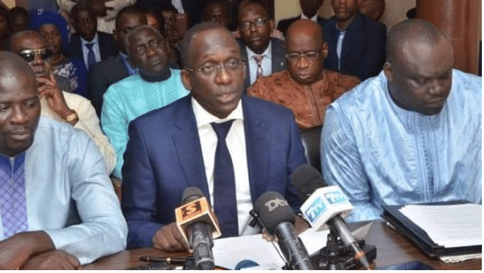 REPORT DE LA PRÉSIDENTIELLE: LES CADRES RÉPUBLICAINS ACCLAMENT LA DÉCISION DE MACKY SALL