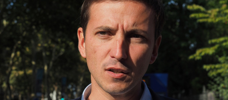 Axe Paris-Dakar : le député insoumis Aurélien Taché dépose un amendement pour annuler la dette du Sénégal