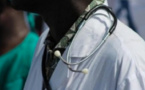 Des médecins lancent une pétition pour réclamer la tête de Diouf Sarr