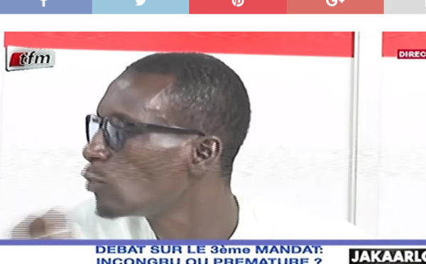 Vidéo – Jakaarlo – Fou malade sur le 3e mandat: “Macky Sall s’est dédit parce que…”