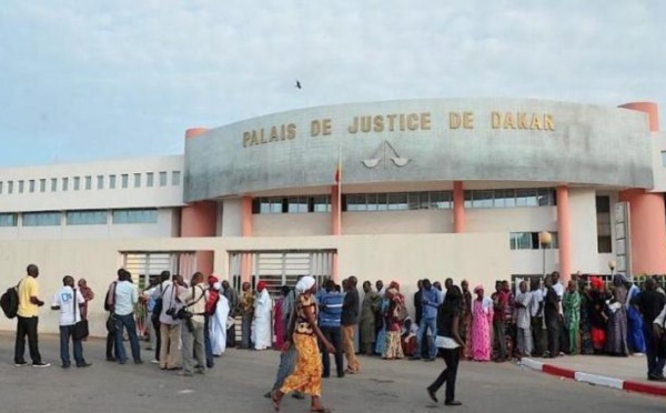 Sénégal: Un ancien ministre traîné en justice pour une dette de 28 millions FCFA
