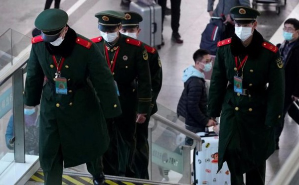 CHINE : Contrôles renforcés à Wuhan, épicentre de l’épidémie de coronavirus