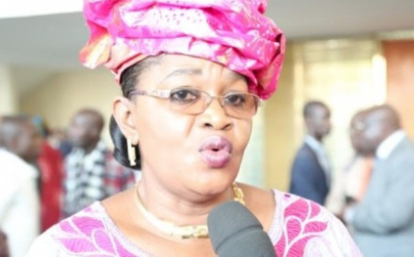 Aida Mbodji : « si Macky brigue un 3E mandat, il subira le même sort que ceux qui l’ont tenté»
