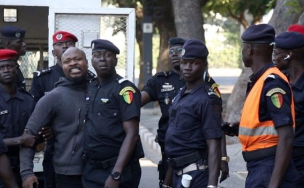 Guy Marius Sagna arrêté par la police.