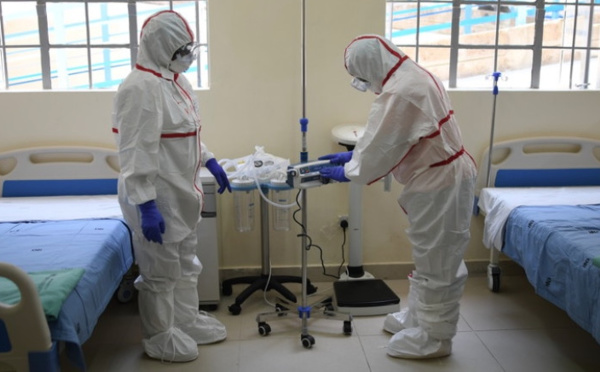 PLUS DE 100 NOUVEAUX PATIENTS, LE NOMBRE DE CAS ACTIFS REMONTE EN FLÈCHE