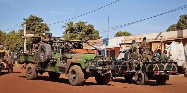 Mali: un bataillon hautement symbolique poussé à quitter son camp à Kidal