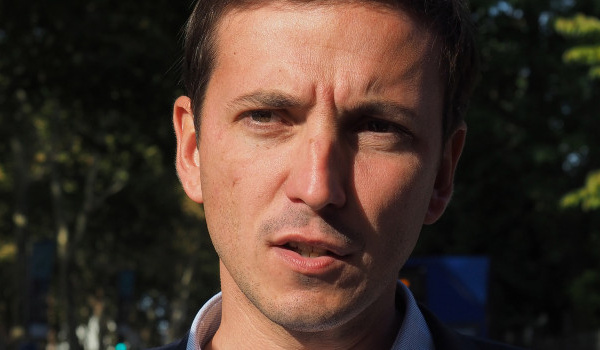 Axe Paris-Dakar : le député insoumis Aurélien Taché dépose un amendement pour annuler la dette du Sénégal