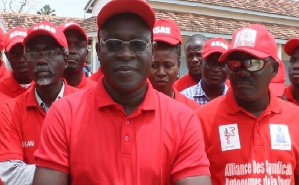 Santé : And Gueusseum durcit le ton et paralyse le système pour 96 heures